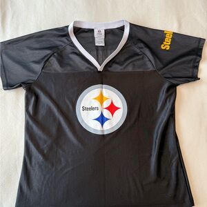 NFL Team Apparel Woman’s XL Pittsburg Steelers Roethlisberger Black Shirt